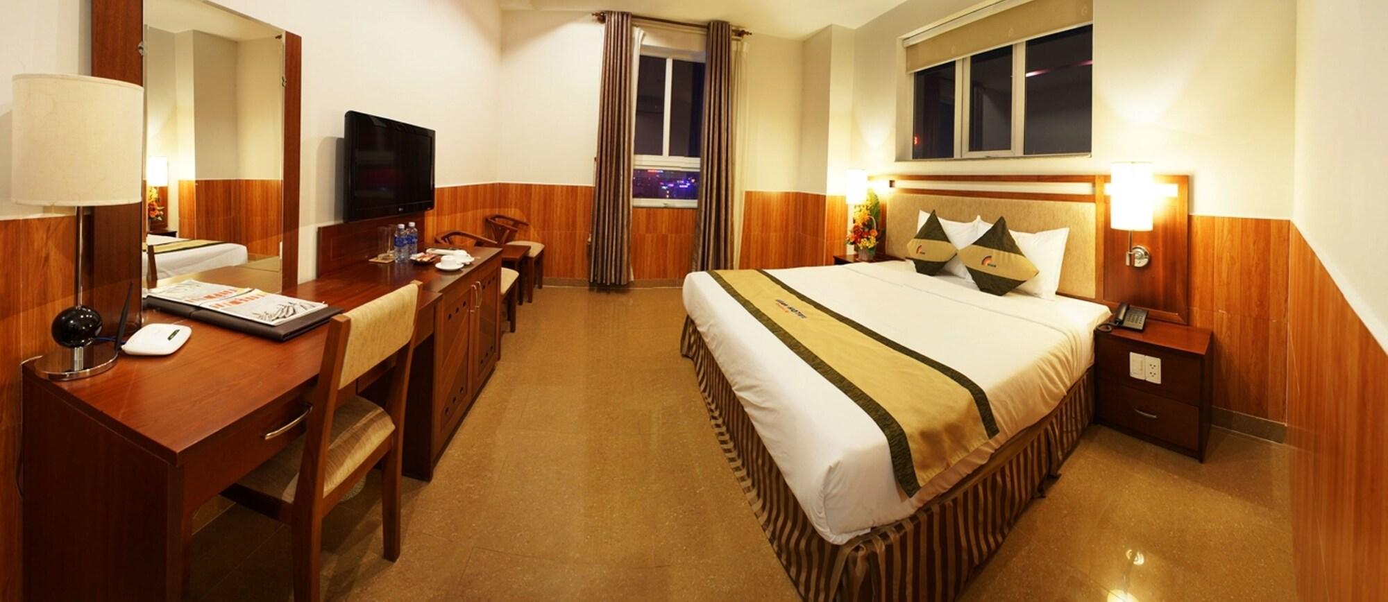 Vian Hotel Дананг Экстерьер фото