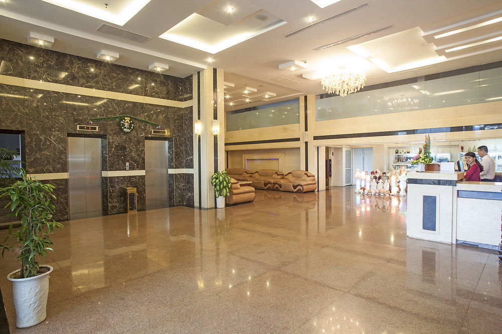 Vian Hotel Дананг Экстерьер фото